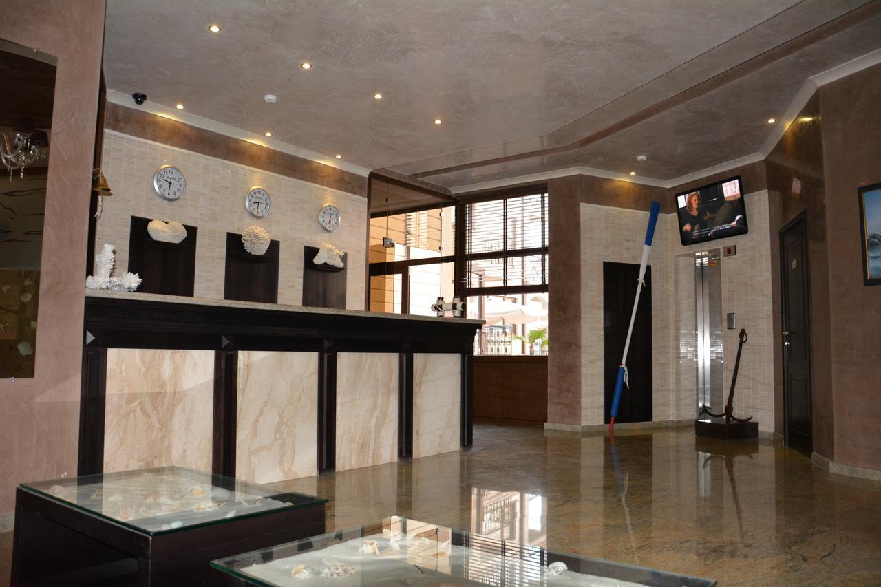 Vip Club Dolphin Coast Aparthotel Sunny Beach Exterior photo