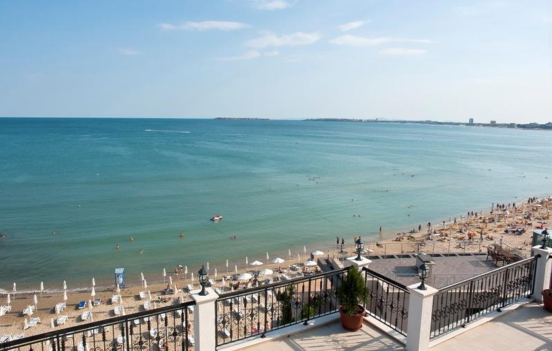 Vip Club Dolphin Coast Aparthotel Sunny Beach Exterior photo